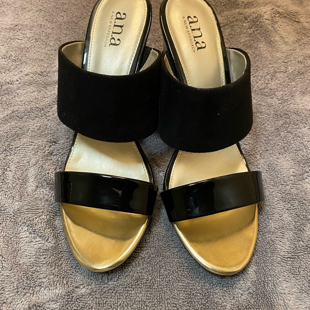 A.n.a sandals